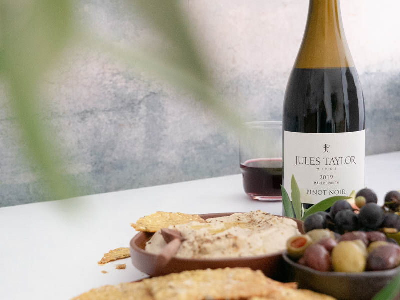 PINOT NOIR, SMOKY EGGPLANT DIP + HOMEMADE CRACKERS
 &ndash; Jules Taylor Wines