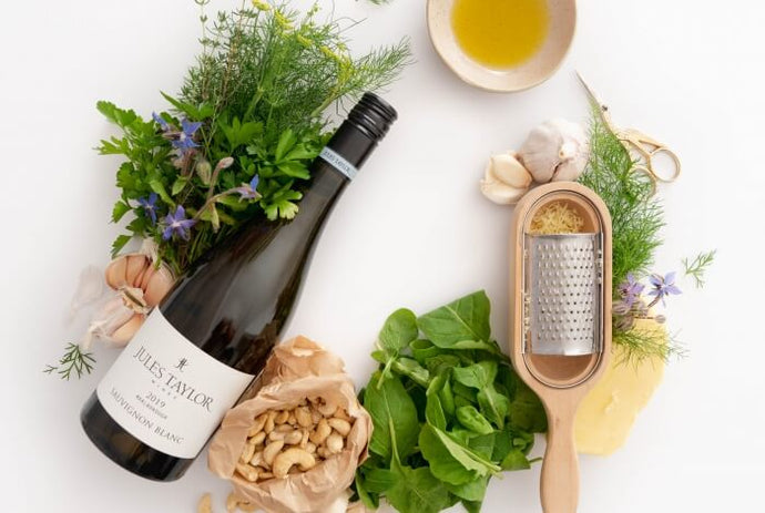 DATE NIGHT AT HOME WITH JULES TAYLOR #SAUVBLANC